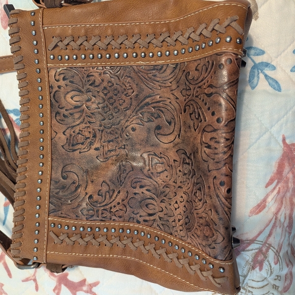 MONTANA WEST Fringed Tooled Leather Crossbody Bag in Brown - Picture 6 of 8